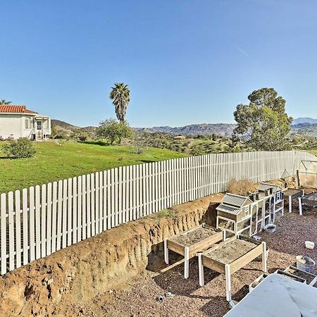 Fallbrook Home With Garden, Gazebo, And Fire Pit! 外观 照片