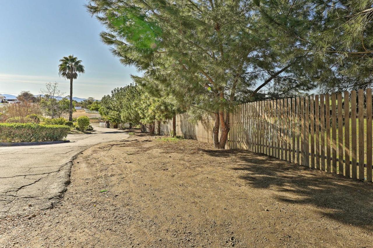 Fallbrook Home With Garden, Gazebo, And Fire Pit! 外观 照片